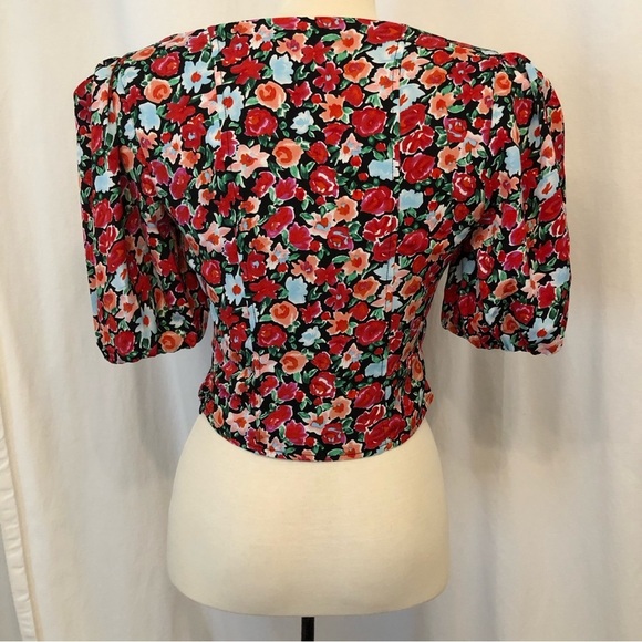 ASTR floral crop top with puff sleeve. Size S. - Picture 3 of 13